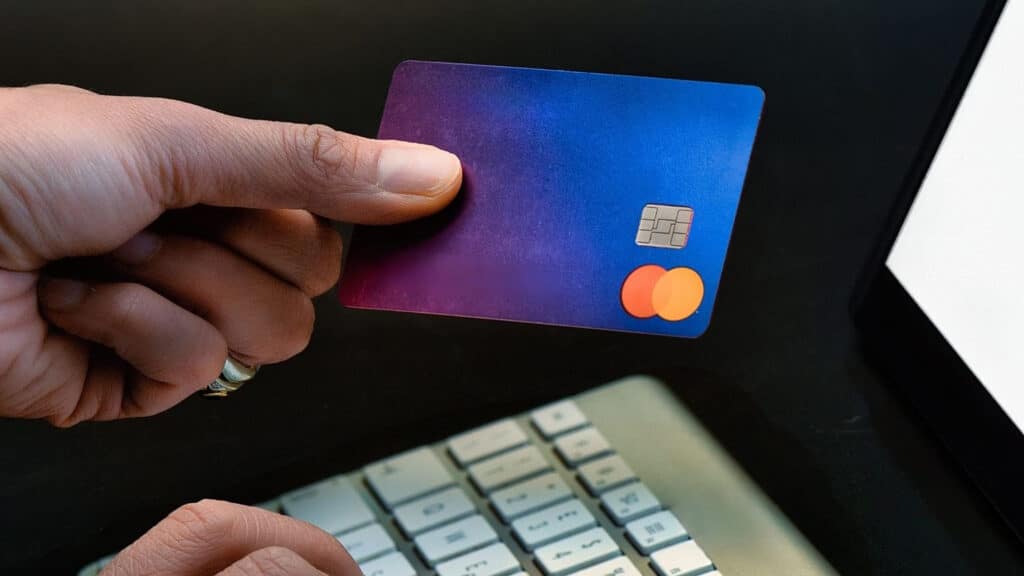 Revolut Nedir