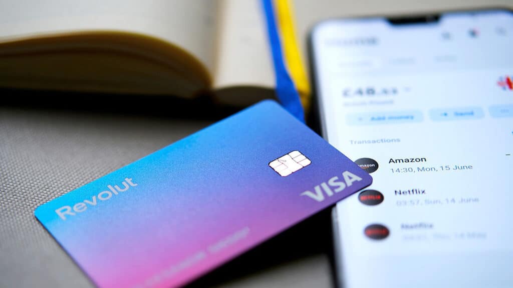Revolut Nedir