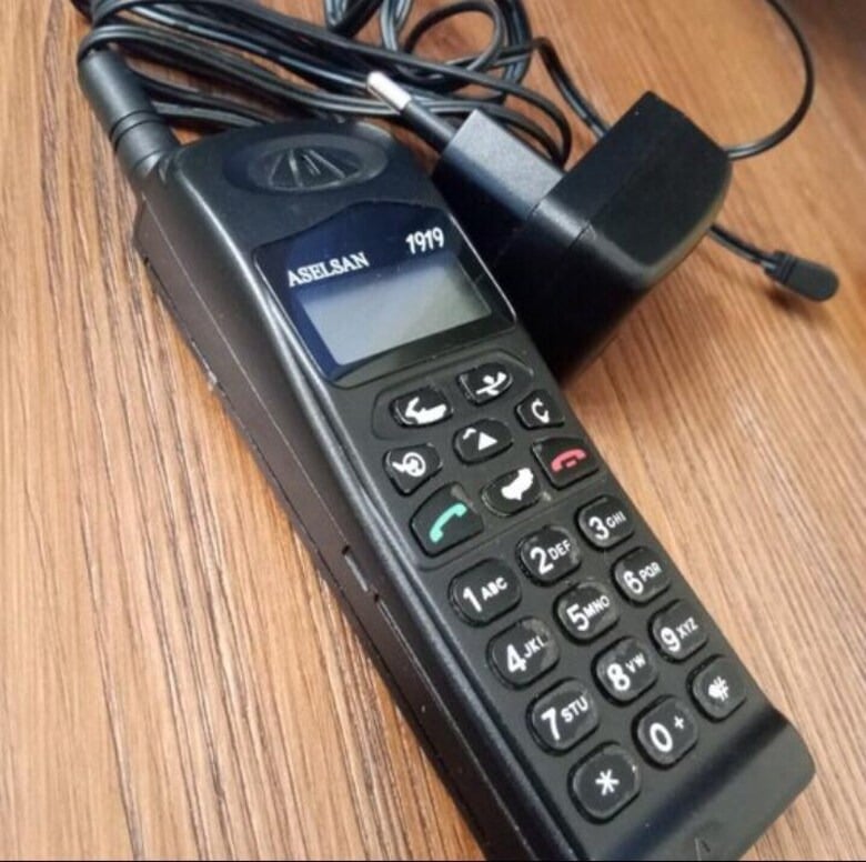 ASELSAN Cep Telefonu Üretimi Neden Durdu?