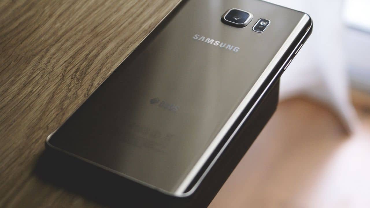 Samsung Yapay Zekalı Telefonlar